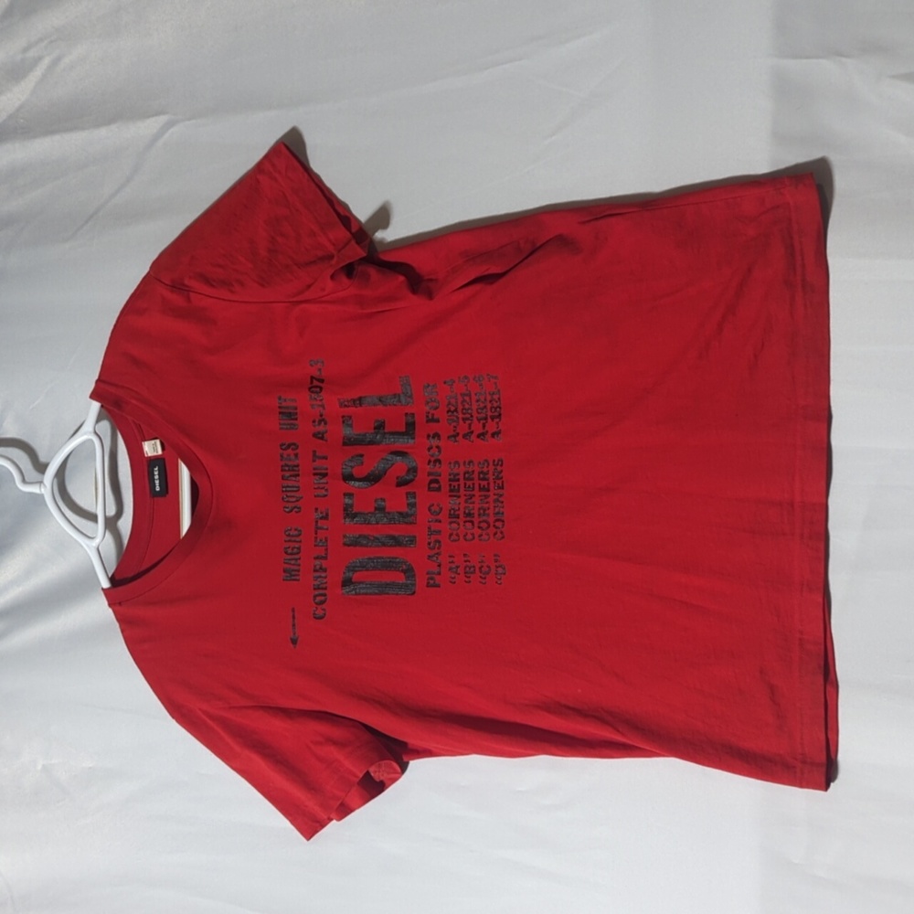Diesel Size XLarge Mens Red & Black Tee Shirt